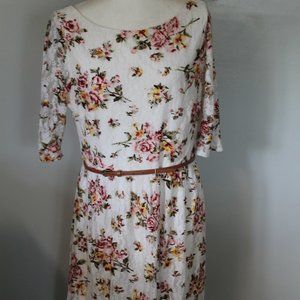 Jessica Howard Floral Lace With Belt